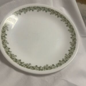 This is three Corelle Living ware by Corning